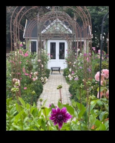 Impresii florale: Transformă-ți grădina cu artă