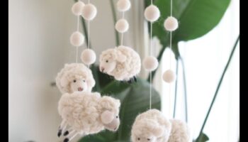 Fluttering Friends: adorabile pentru copii mobile